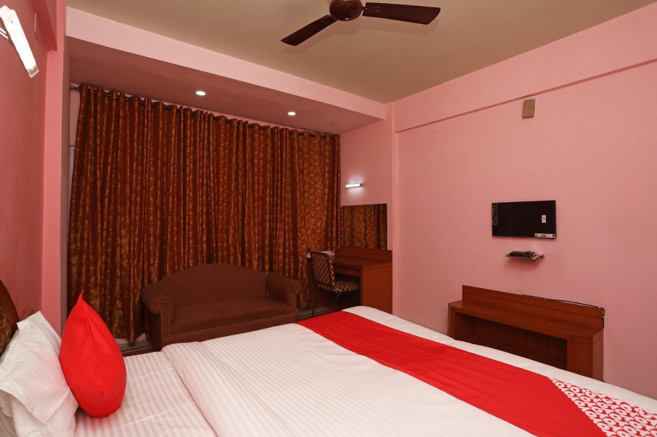 Hotel Keshari Bhubaneswar Exterior photo